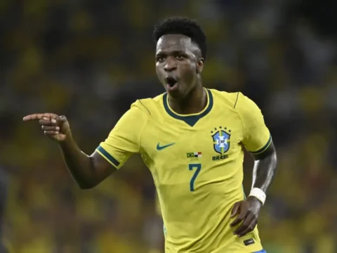 Vinicius Jr. elutasította az Arsenal ajánlatát: maradna a Real Madridnál
