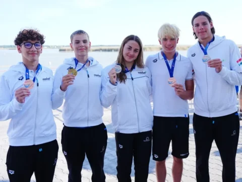 Eb, nyíltvíz: most bronz jött a váltóban