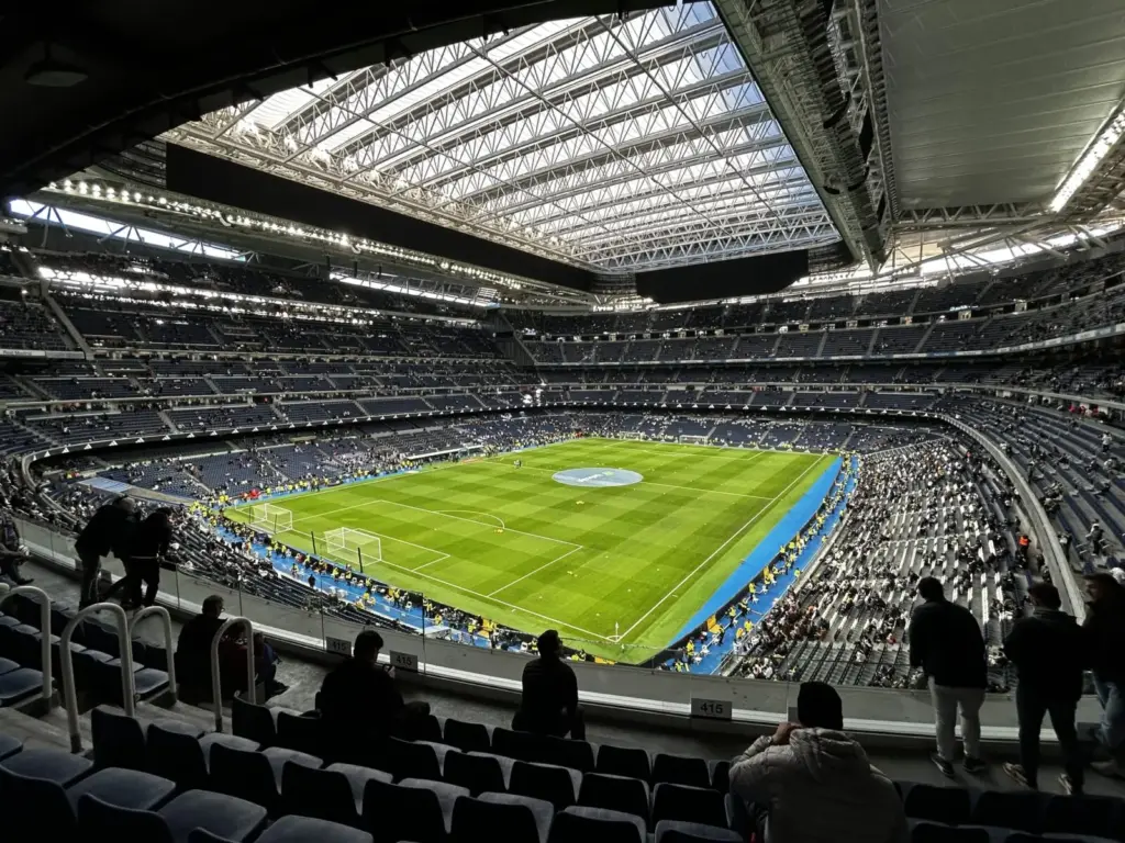 Rekordbevételek a Real Madridnál: így keresnek milliókat a saját nevelésű játékosokon Rekordbevételek a Real Madridnál: így keresnek milliókat a saját nevelésű játékosokon