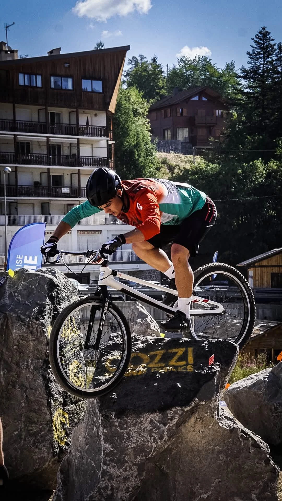 Sporttörténelmi siker a trial Európa-bajnokságon: két magyar junior is döntőbe jutott! Sporttörténelmi siker a trial Európa-bajnokságon: két magyar junior is döntőbe jutott!