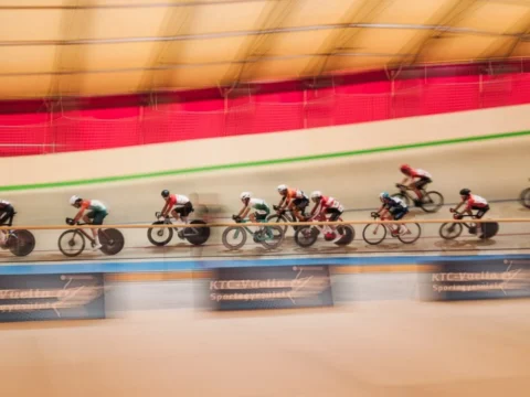 IV. Budapest GP 1. nap: mérsékelt sikerek a magyaroktól és egy súlyos bukás IV. Budapest GP 1. nap: mérsékelt sikerek a magyaroktól és egy súlyos bukás