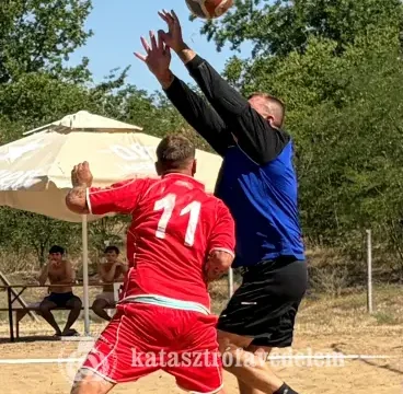 Katasztrófavédelem: Ózdi győzelemmel zárult a XXVII. Tűzkakas Strandfoci-bajnokság Pakson