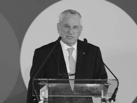 Könnyes búcsú dr. Tóth Ákostól