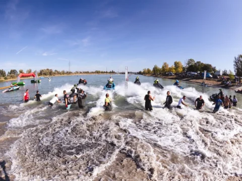 Látványos fináléval zárult a jet-ski országos bajnoki sorozat
